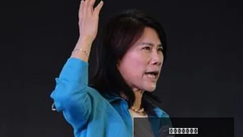 曼联发布会时间待定，出席名单尚不明朗